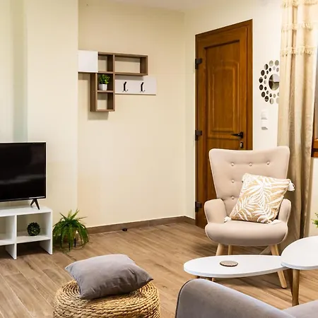 Nelly's Place Garden House 1 * زاخارو
